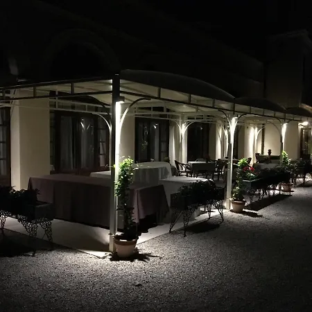 布拉伊达别墅酒店 酒店 4*